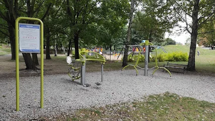 Plac zabaw w Parku Miejskim w Ząbkach